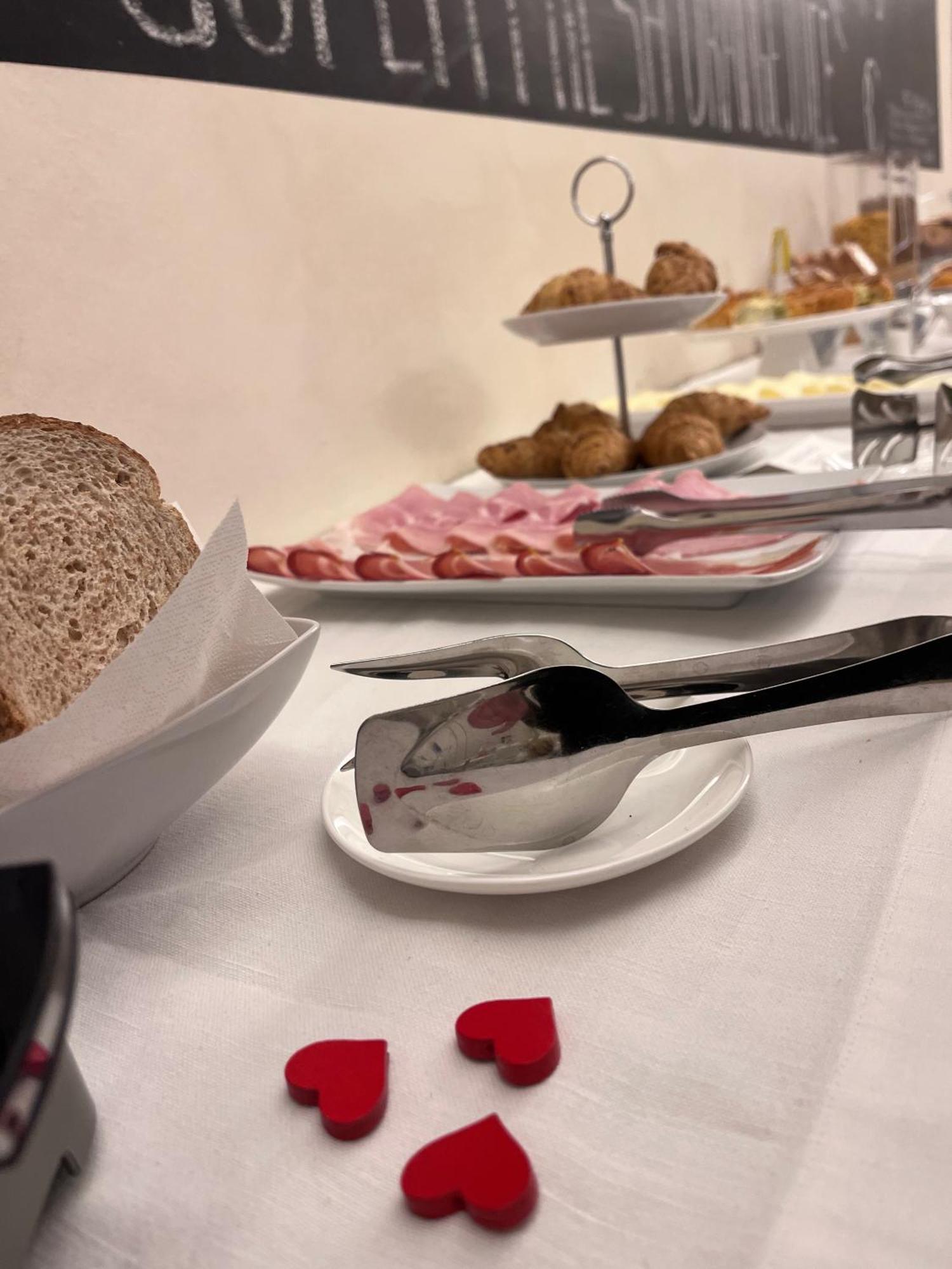 Hotel Residenza La Ceramica Fabriano Zewnętrze zdjęcie